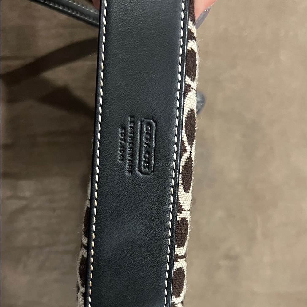 (Final Sale) Vintage Coach Signature Brown and Cream mini purse - Picture 5 of 6